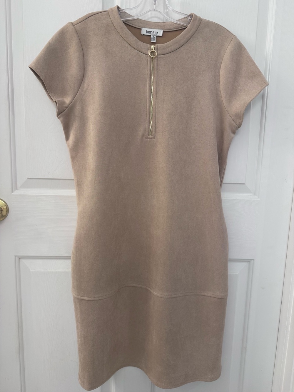 Kensie Taupe Faux Suede Short Sleeve Sheath Dress with Front Zip Ring Size 12
